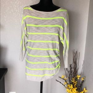 Express grey/lime green Top